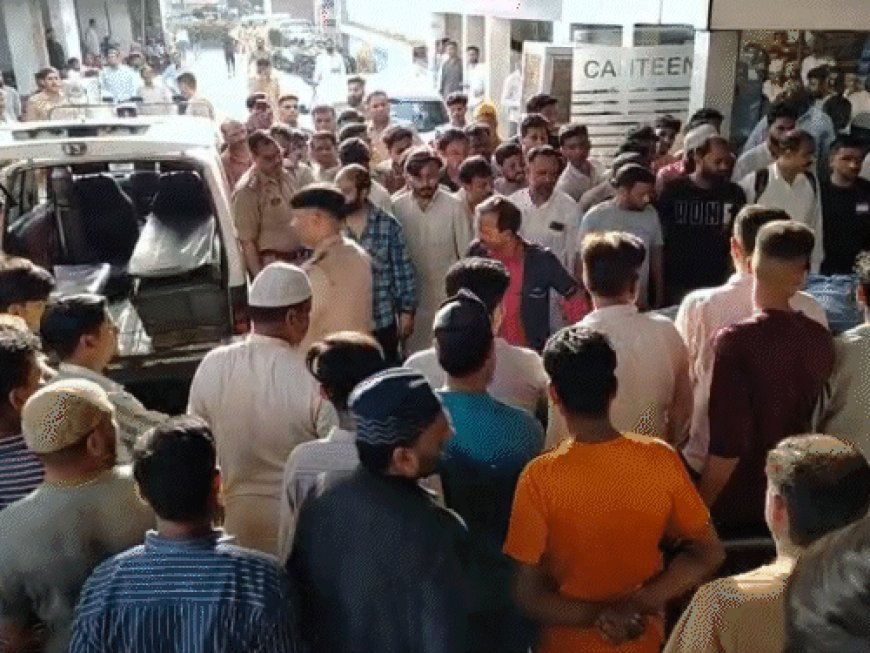 बरेली में कारोबारी की चाकू से गोदकर हत्या:पड़ोसी ने घर से बाहर बुलाया, ताबड़तोड़ वार किए, पुलिस फोर्स तैनात