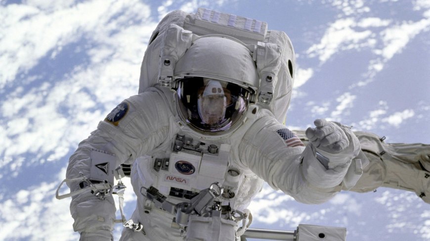 Want to be an astronaut? Here’s how to start