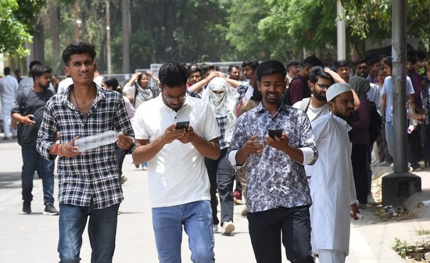 बीएड प्रवेश परीक्षा: 69 जिलों के 751 केंद्रों पर हुई परीक्षा,तीन लाख से अधिक अभ्यर्थी शामिल; यहां पकड़ी गई नकल