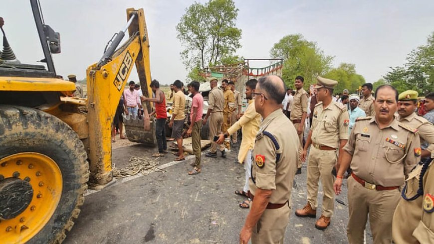 चित्रकूट में दर्दनाक हादसा: आमने-सामने टकराई डीसीएम और पिकअप, पांच की मौत, छह घायल