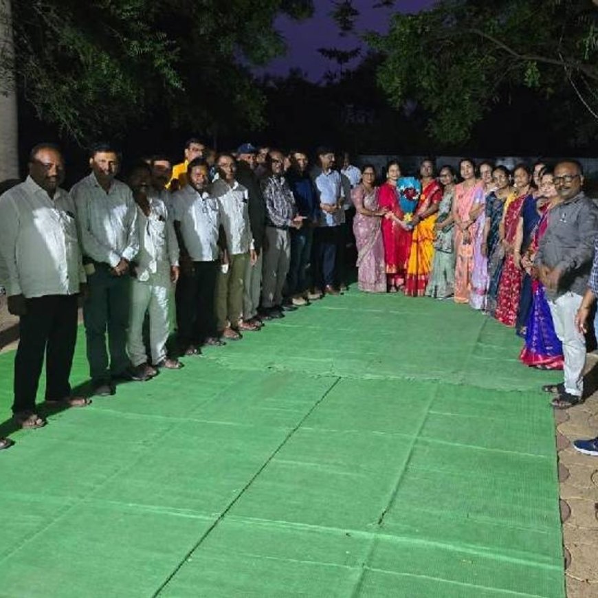 कळमनुरीत 36 वर्षानंतर माजी विद्यार्थ्यांचा भरला मेळा:सांस्कृतीक कार्यक्रम, नृत्याने आणली रंगत; शिक्षकांचा सत्कार करून व्यक्त केली कृतज्ञता