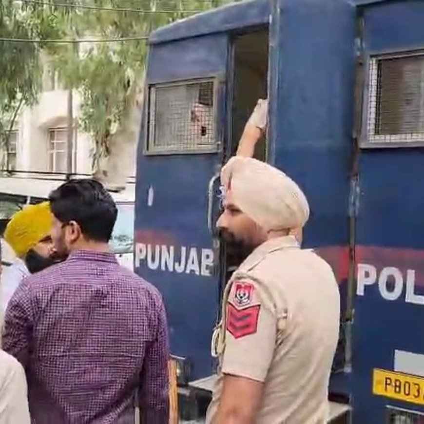 बठिंडा में पुलिस ने किसानों को हिरासत में लिया:पंजाब सरकार के खिलाफ किया प्रदर्शन, गिरफ्तार काश्तकारों की रिहाई की मांग