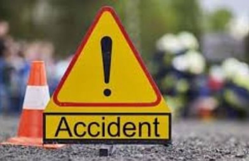 रामपुर: नैनीताल जा रहे युवकों की बाइक में डंपर ने मारी टक्कर, इंजीनियरिंग छात्र की मौत... दूसरा जख्मी