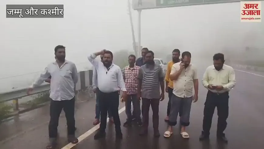 समस्याओं के समाधान तक नहीं रुकेंगे! सफाई कर्मचारी चिनैनी से श्रीनगर पैदल रवाना