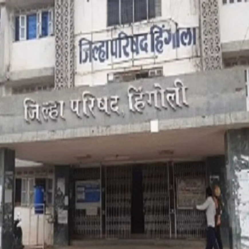 हिंगोलील महसूल विभागातील पुरस्कारासाठी 13 अधिकारी कर्मचाऱ्यांची निवड:महसूल दिनी होणार सत्कार, वर्षभरात केलेल्या कामगिरीचे मूल्यमापन