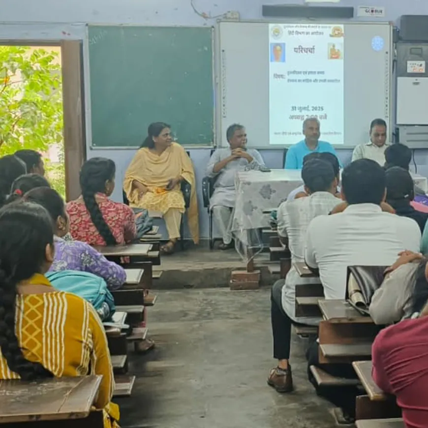 DDU प्रेमचंद और तुलसीदास जयंती पर संगोष्ठी का आयोजन:तुलसीदास से बड़ा जनकवि कोई नहीं हो सकता बोले शिक्षक, विद्यार्थियों ने साझा की अपने विचार