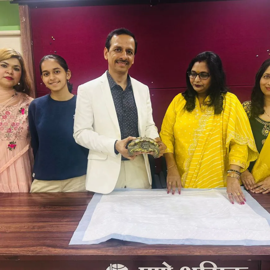 पुण्यात मादी कासवावर यशस्वी लॅप्रोस्कोपिक शस्त्रक्रिया:अंडी बाहेर काढू न शकणाऱ्या कासवाची प्राणघातक समस्या सोडवली, भारतात पहिल्यांदाच केली ही प्रक्रिया