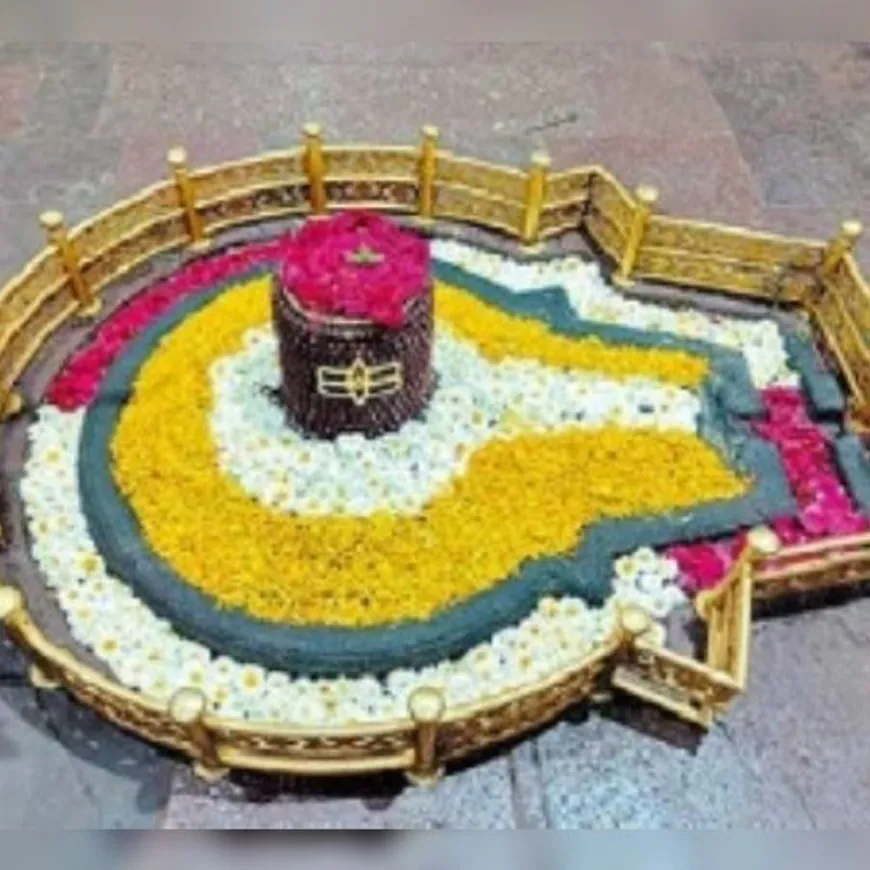 घृष्णेश्वर मंदिर परिसरात एजंट दिसताच पोलिस घेणार ताब्यात:‘दिव्य मराठी’च्या स्टिंग ऑपरेशननंतर 16 जणांना प्रशासनाचा सज्जड दम