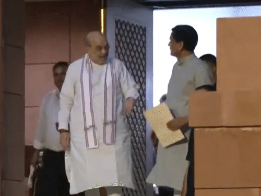संसद में आंतरिक सुरक्षा को लेकर हाई लेवल बैठक हुई:गृह मंत्री अमित शाह से मिले NSA डोभाल; PM मोदी ने विदेश मंत्री जयशंकर से मुलाकात की
