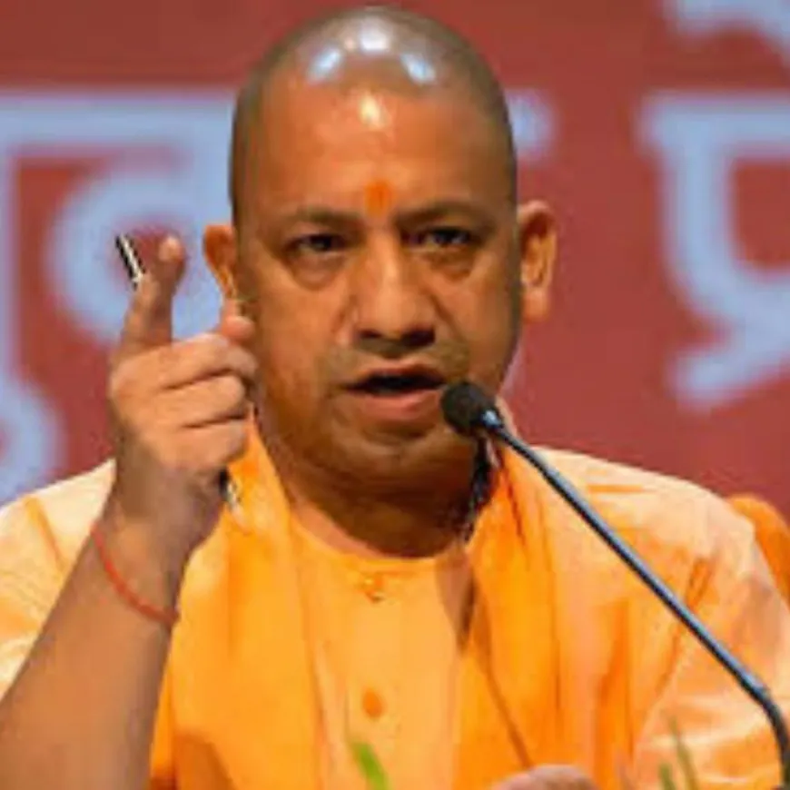 योगी ने अटल पुरम टाउनशिप का उद्घाटन किया:4 जिलों के अधिकारी और जनप्रतिनिधि के साथ परियोजनाओं की समीक्षा कर रहे