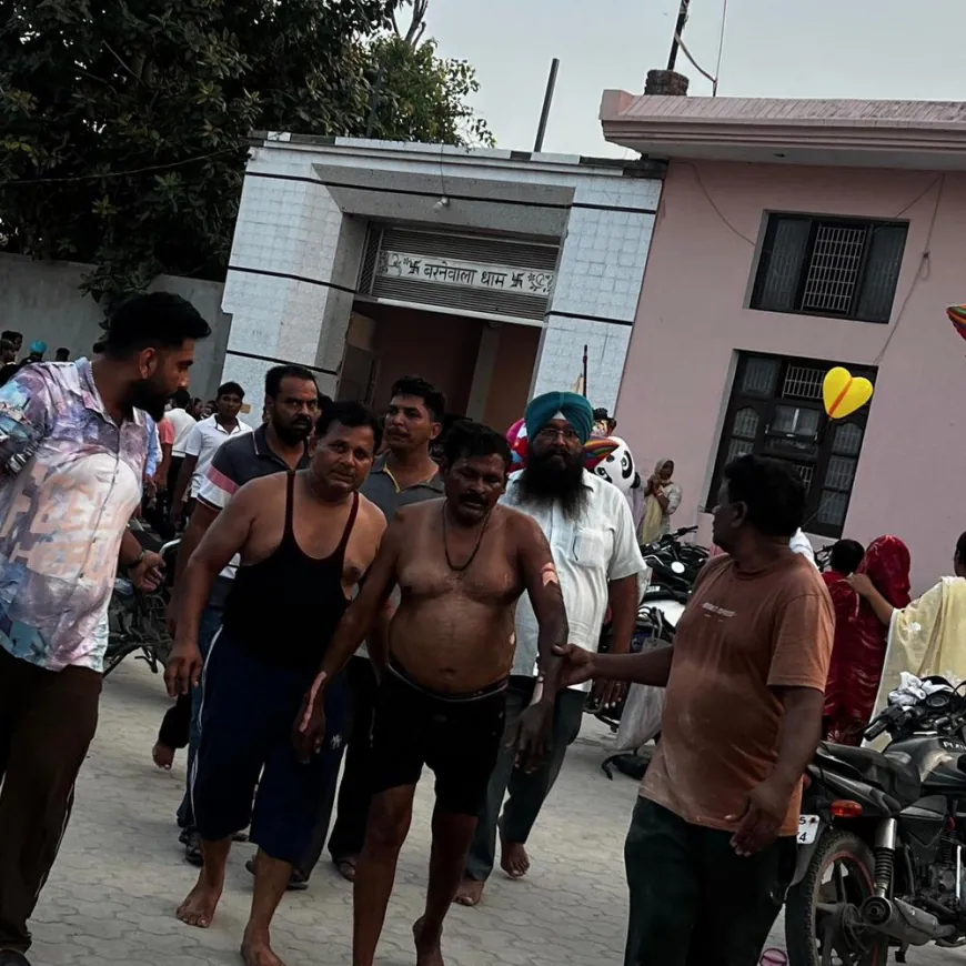 बरनाला में हनुमान मंदिर की रसोई में लगी आग:लंगर बनाते समय हुआ हादसा,टंकी में हुए धमाके से 15 लोग झुलसे