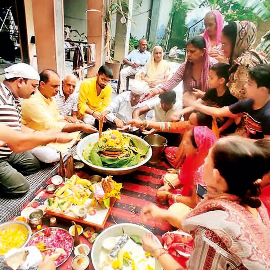 भोलेनाथ का पीतल की श्रृंगी से किया महारुद्राभिषेक