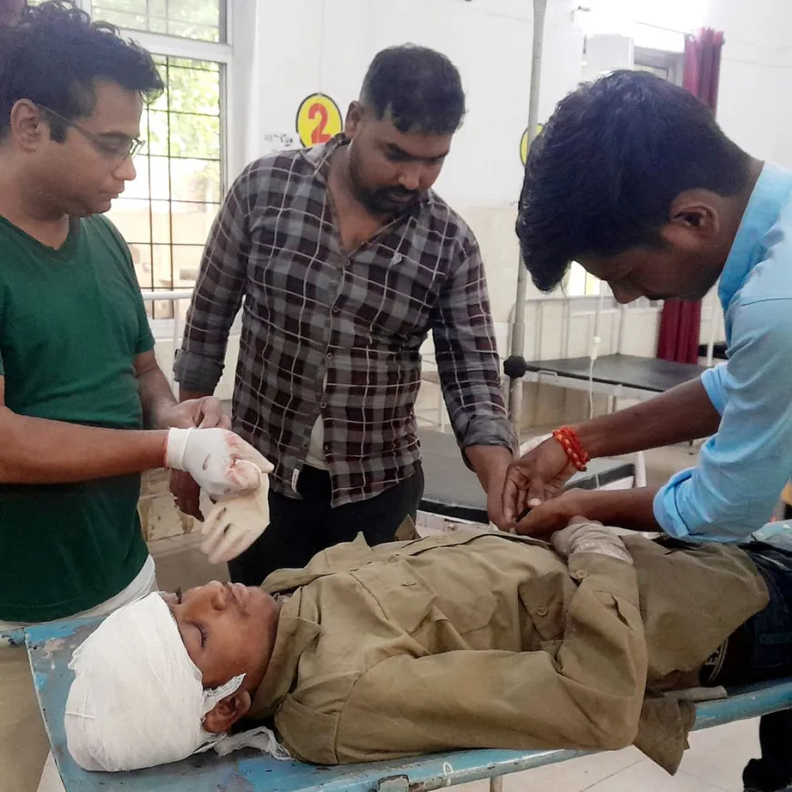 लखनऊ-वाराणसी रेलवे ट्रैक पर मिला घायल युवक:बेहोशी की हालत में ट्रॉमा सेंटर रेफर, अभी तक नहीं हुई पहचान