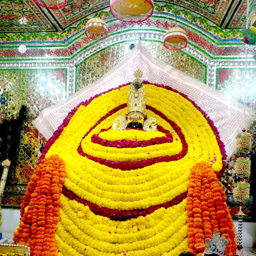 खाटू वाले श्याम घनी से हमको मुहब्बत है... जैसे भजनों पर झूमे श्रद्धालु