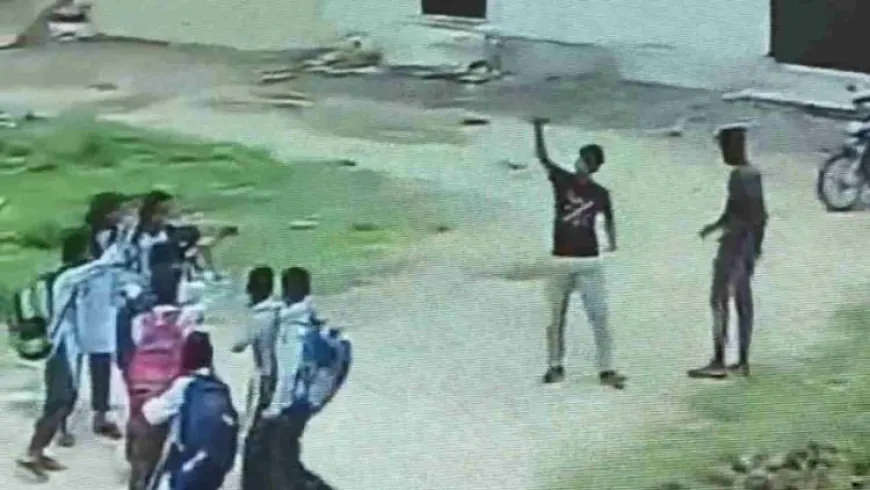 Ajmer News: चोरों का दुस्साहसी अंदाज, दिनदहाड़े खंगाले पांच घर, फिर स्कूली बच्चों को बांट दिए 500-500 के नोट