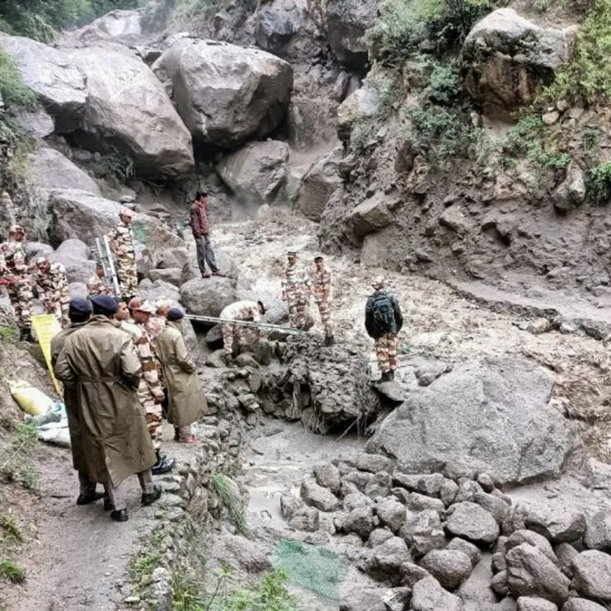 उत्तराखंड दुर्घटना:धरालीमध्ये ढिगाऱ्यात आशा मावळतेय, मदतीस आणखी 4 दिवस लागणार, 60 तासांनंतरही यंत्रणा दूरच, बचावात अडचणी